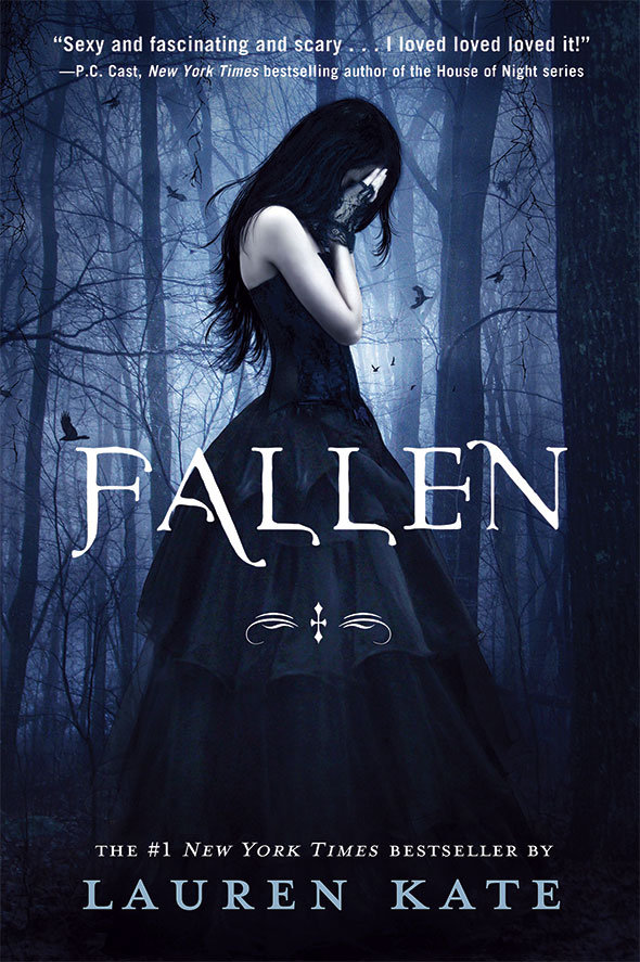 Fallen (2009) by Lauren Kate