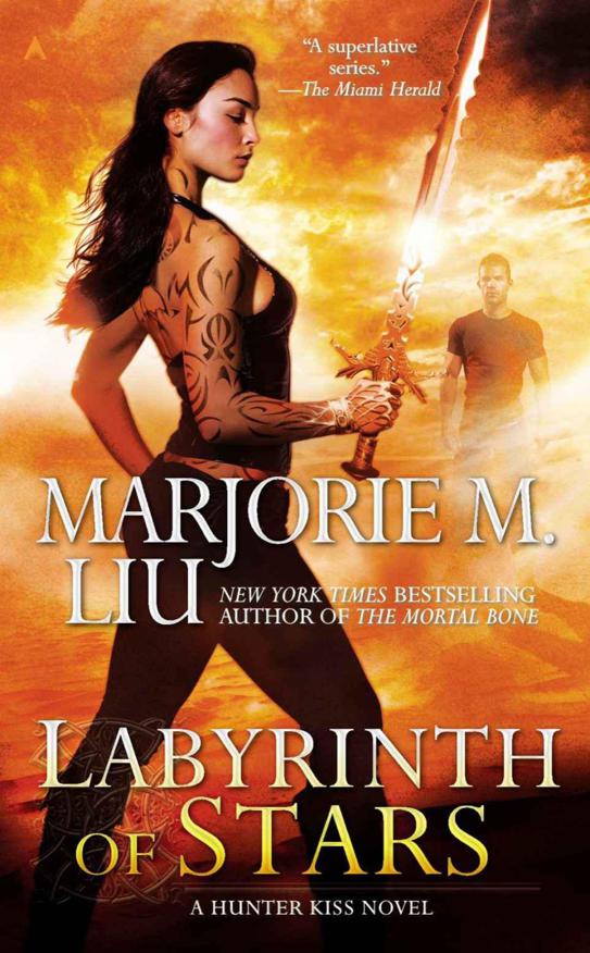 Labyrinth of Stars (A Hunter Kiss Novel) by Marjorie M. Liu