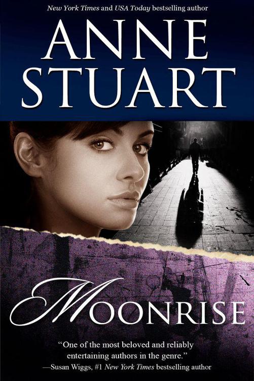 Moonrise by Anne Stuart
