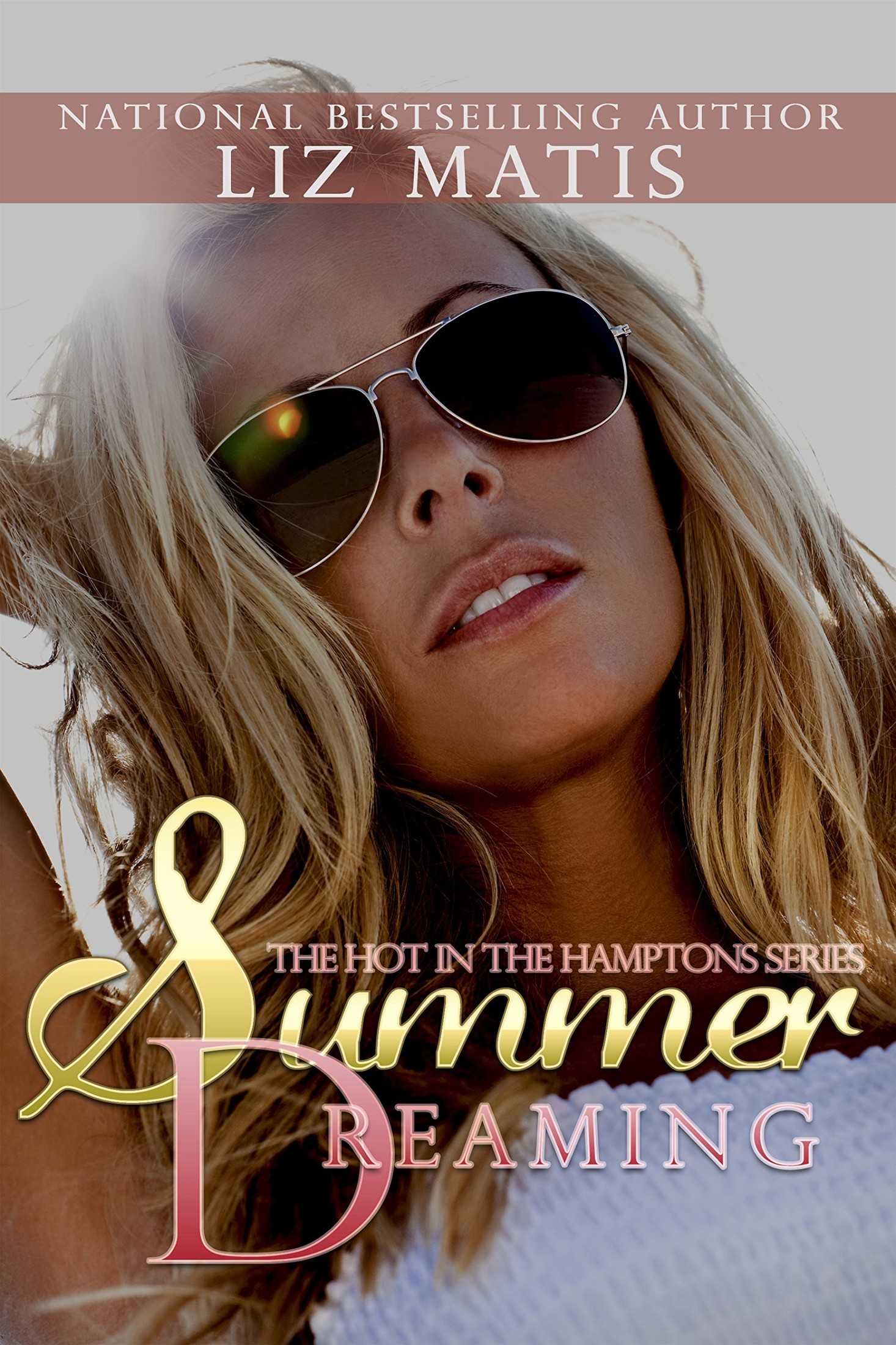 Summer Dreaming (Hot in the Hamptons Book 1)